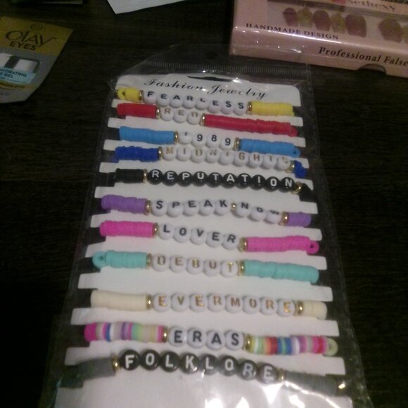 Milk-Carmindy-Maybelline-Buxom-Beauty Collection - Picture 12 of 16